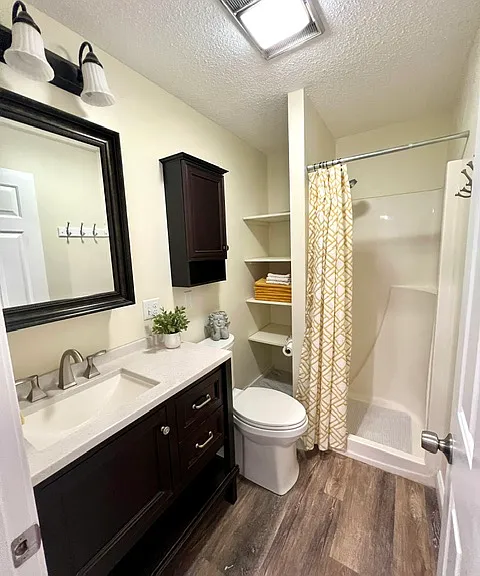 Primary Ensuite Bathroom