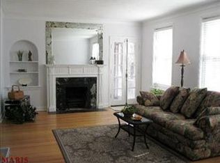 7293 Delmar Blvd, Saint Louis, MO 63130