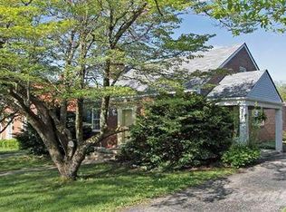 713 Henry Clay Blvd, Lexington, KY 40505