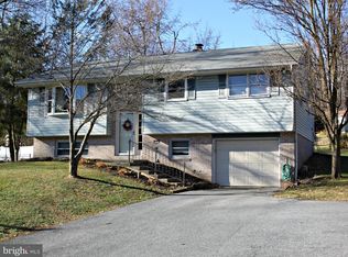 1712 Stony Battery Rd, Lancaster, PA 17601