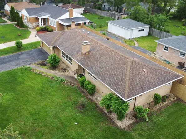 17315 Bryant Ln, Hazel Crest, IL 60429