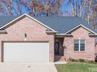 922 Arrowhead Ln, Mebane, NC 27302