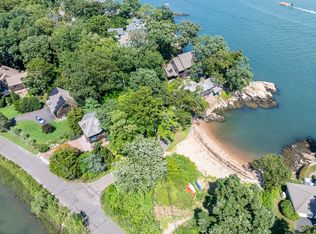72 Johnsons Point Rd, Branford, CT 06405