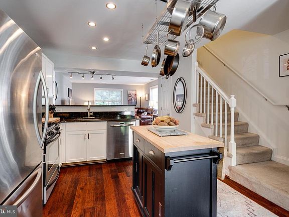 5th image of 1253 N Van Dorn St