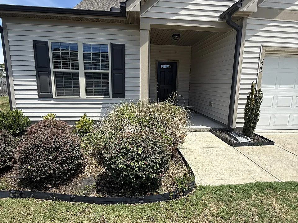 222 Skyway Dr