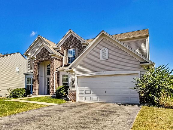 3rd image of 308 Dogwood St