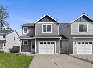 17 NW 6th Pl, Warrenton, OR