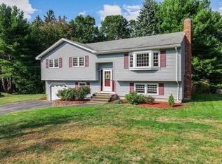 20 Olde Berry Rd, Andover, MA 01810