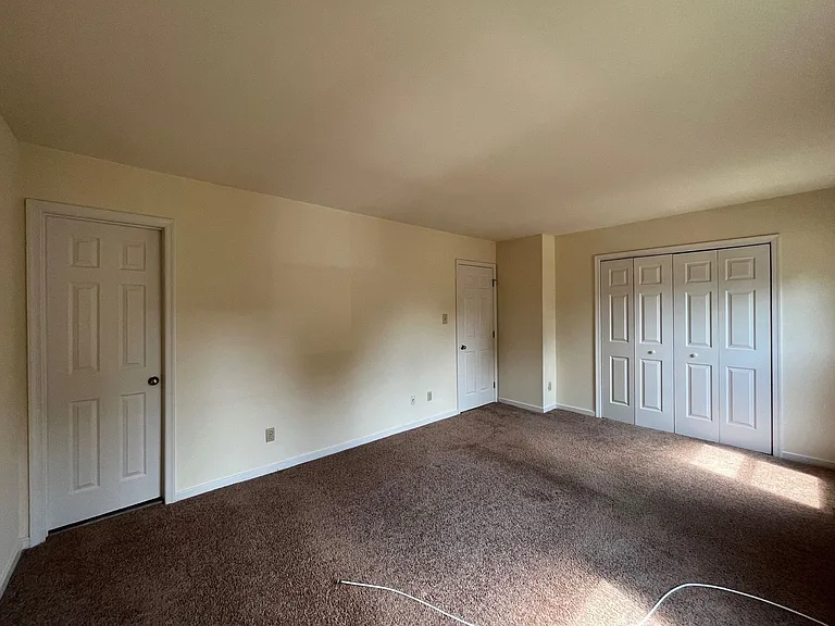 8704 Hermitage Trace Cir — Photo 9