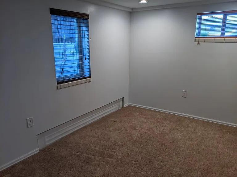 525 N Clayton St #B — Photo 3