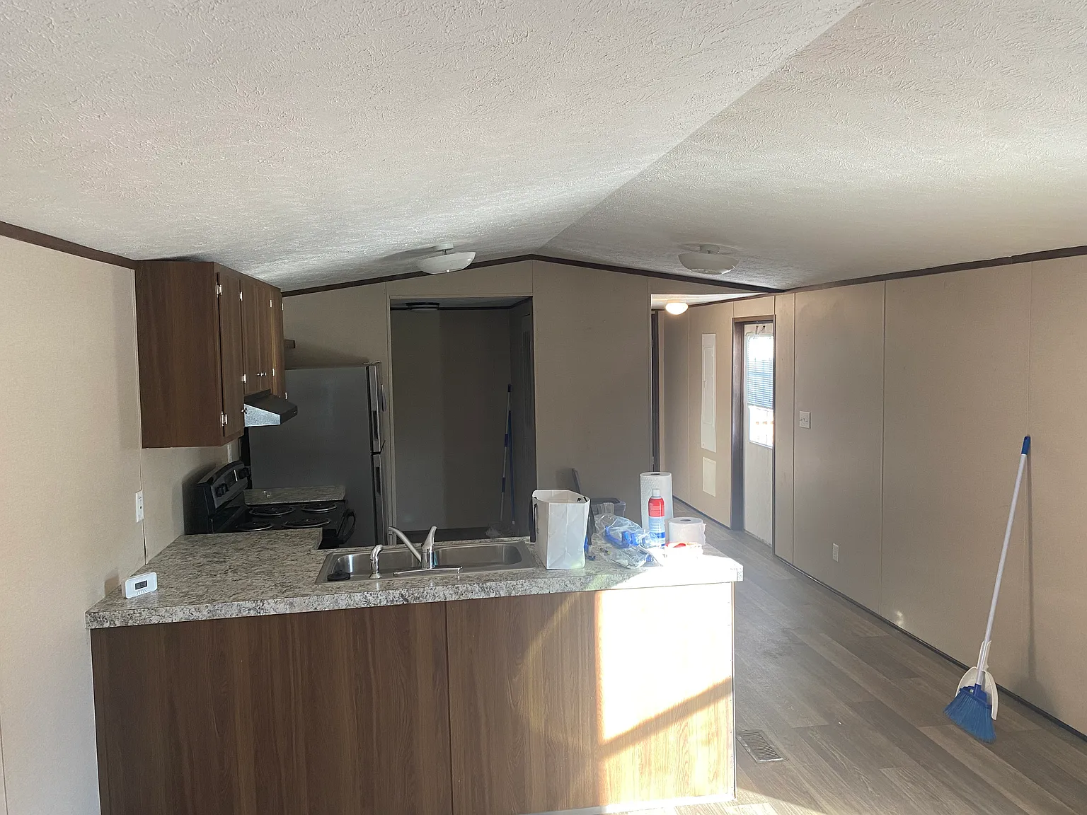 2 bed, 840 sqft, $875 — Photo 4