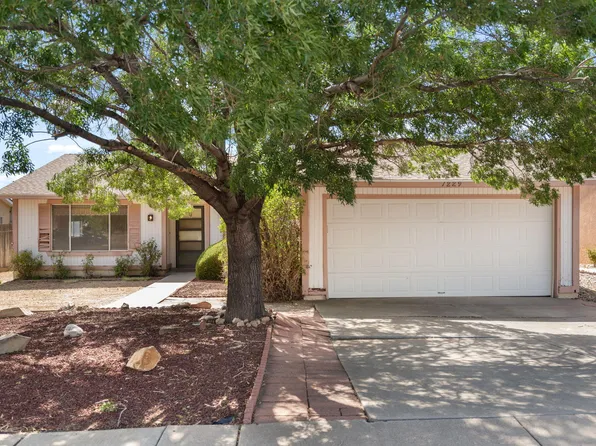 1229 Hiawatha Dr NE, Albuquerque, NM 87112
