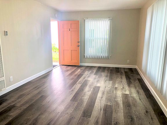 5th image of 4470 N Banner Dr APT 2