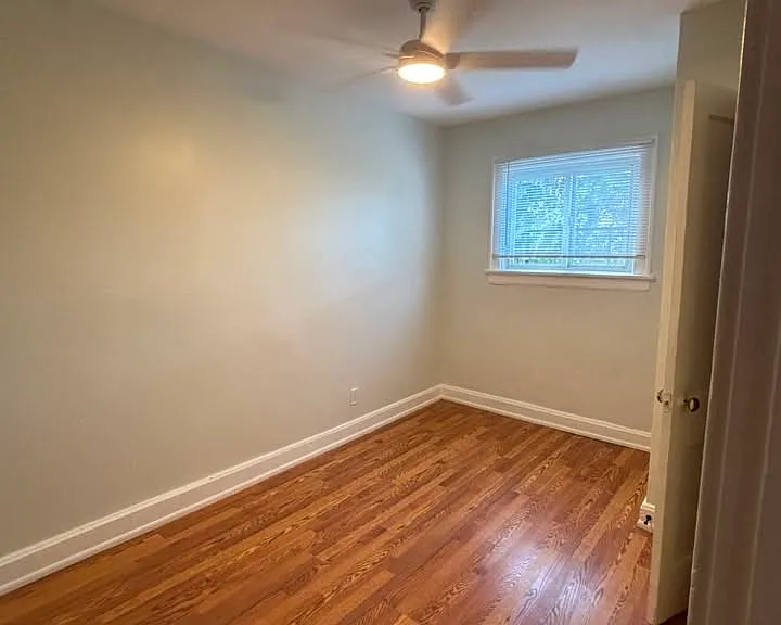 5132 Montgomery Rd — Photo 12