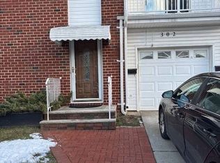 302 Maybury Ave, Staten Island, NY 10308