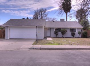 1402 Hales Dr, Gustine, CA 95322