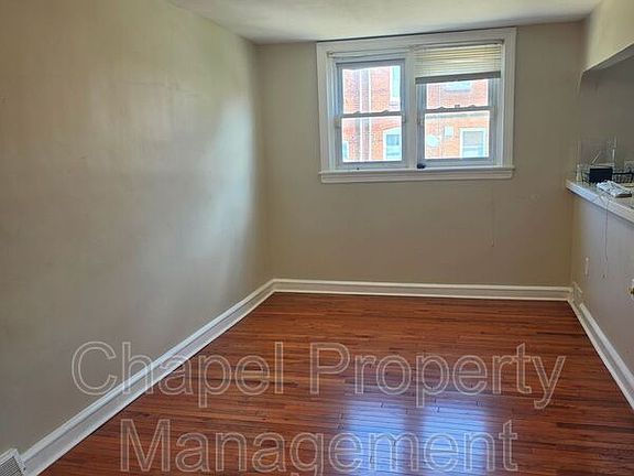 3rd image of 7943 Temple Rd