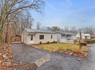 1704 Seaver Rd, Kingsport, TN 37660