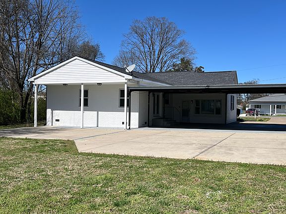 2nd image of 2101 Jade Dr