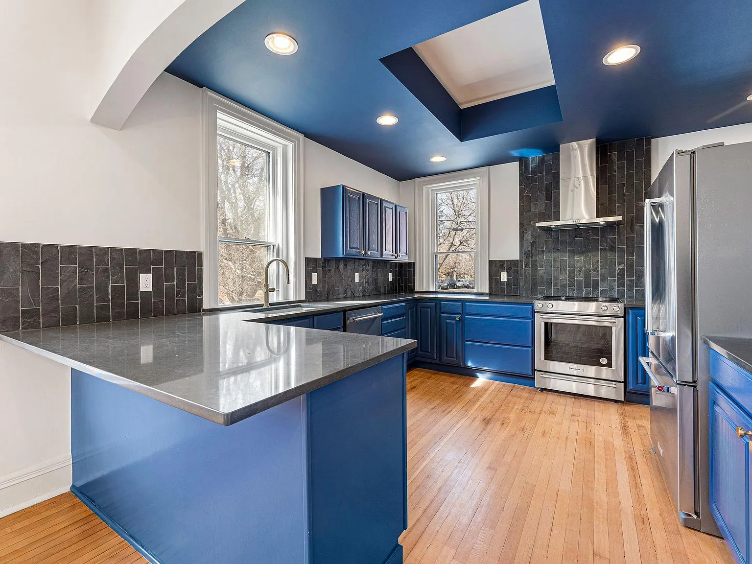 2 bed, 1600 sqft, $3,500 — Photo 4