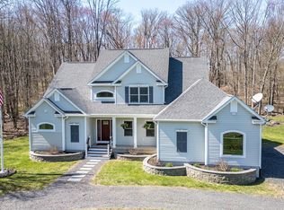 903 Lonely Cottage Rd, Upper Black Eddy, PA 18972