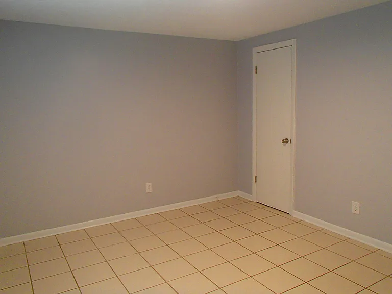 925 Bradford Cir — Photo 19