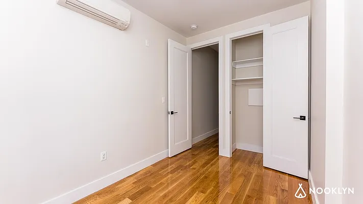 Rented by Nooklyn NYC LLC | media 22