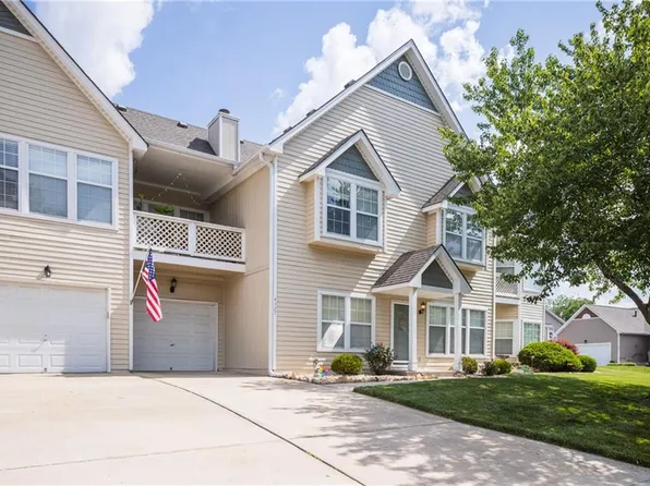 4327 S Bryant Dr, Independence, MO 64055