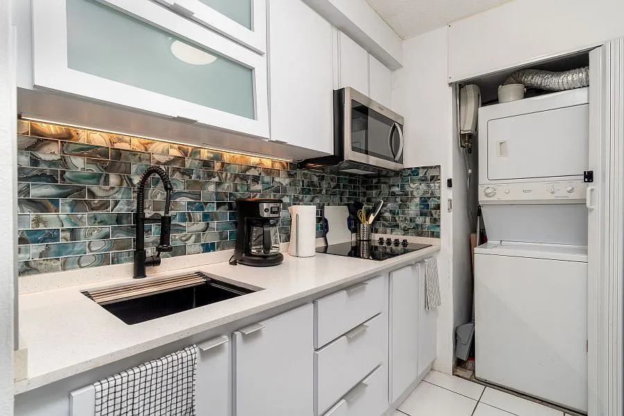 2 bed, 1.0 bath, 600 sqft, $1,800 — Photo 4