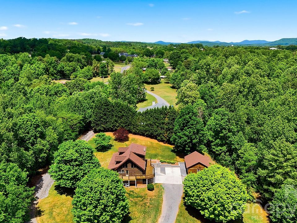 1st image of 2079 Icard Ridge Rd