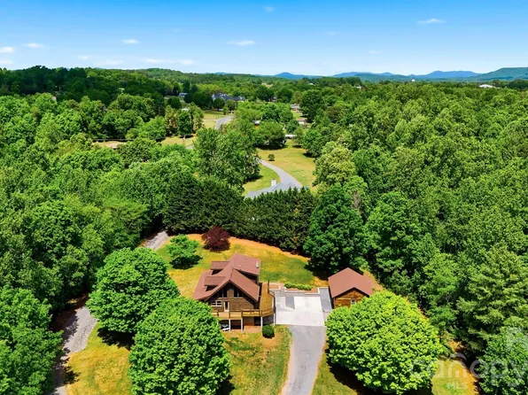 2079 Icard Ridge Rd, Taylorsville, NC 28681