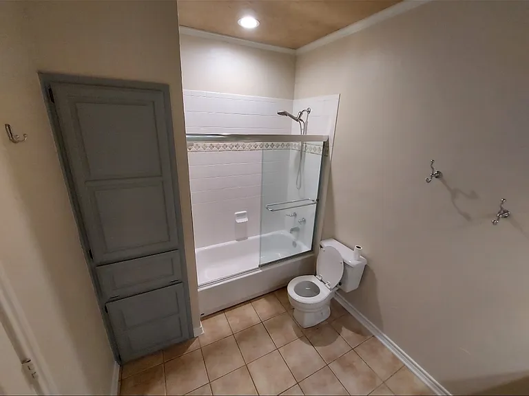 8904 Camfield Way St — Photo 10