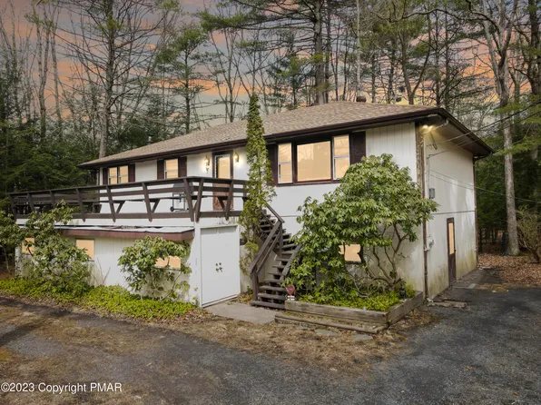 208 President Coolidge Pl, Henryville, PA 18332