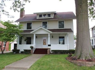 306 W 13th St, Sterling, IL 61081