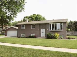 804 22nd St NE, Rochester, MN 55906