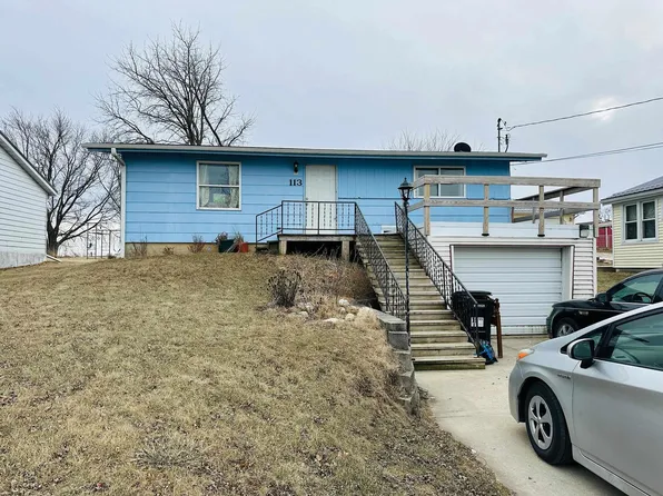 113 W Franklin St, West Union, IA 52175