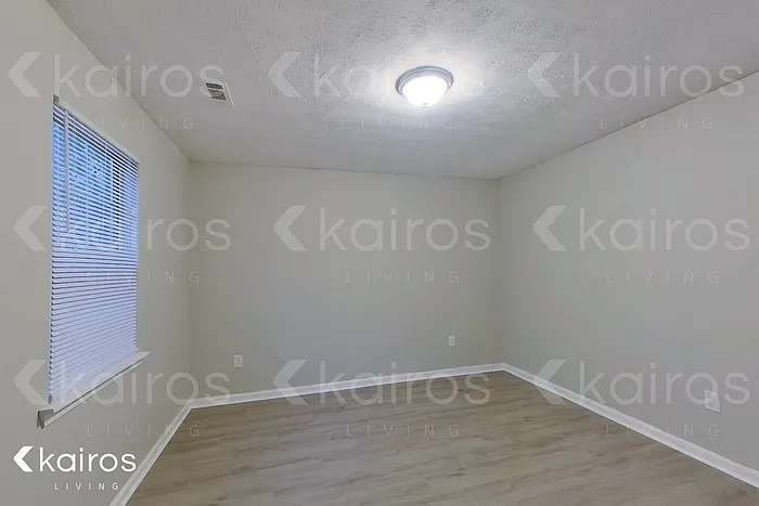 100 Deer Pkwy — Photo 20