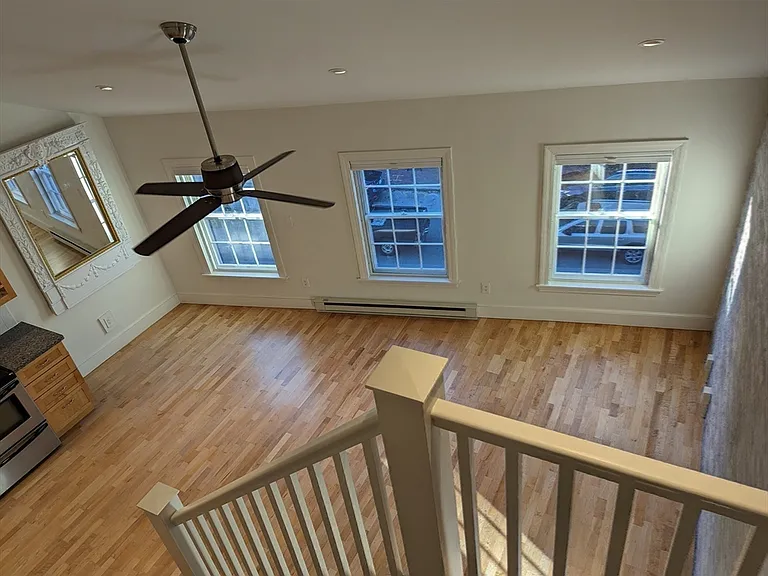 29 State St #3 — Photo 13