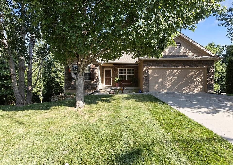 1st image of 4304 NE 85th St