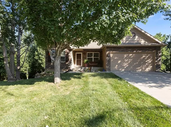 4304 NE 85th St, Kansas City, MO 64156