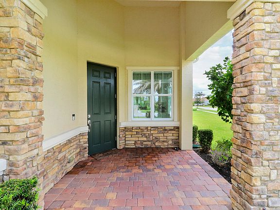 3rd image of 20015 SW Caserta Way