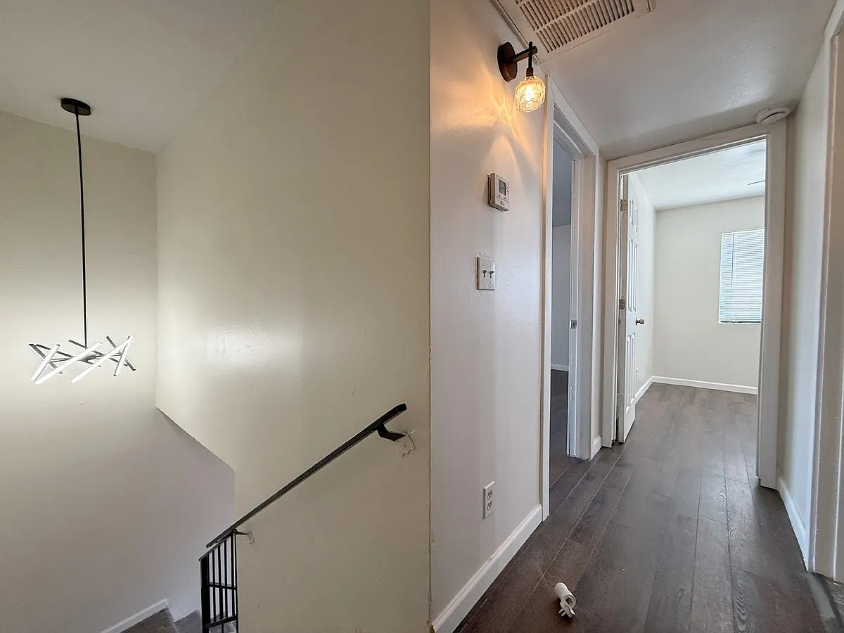 5220 West Lynwood Street — Photo 4