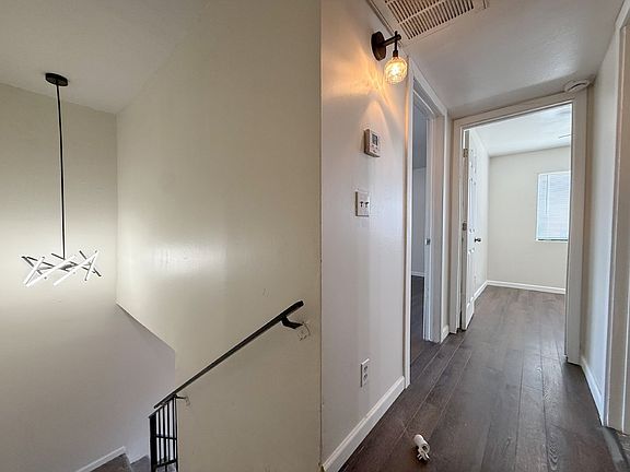4th image of 5220 W Lynwood St