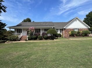 203 Old Cherokee Rd, Russellville, AR 72802