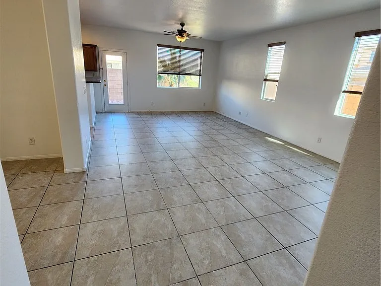 9106 Sheffield Garden Ave — Photo 19
