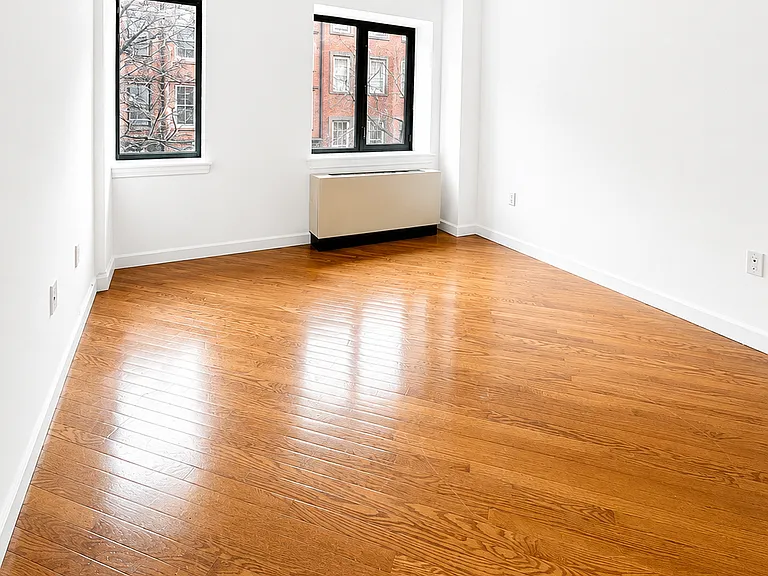 401 W 22nd St #5D — Photo 7