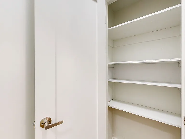 507 Taylor St #106 — Photo 5