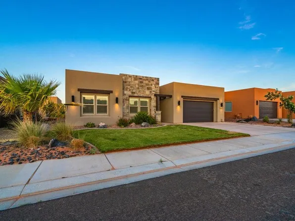 3227 S Hideaway Pl, Hurricane, UT 84737