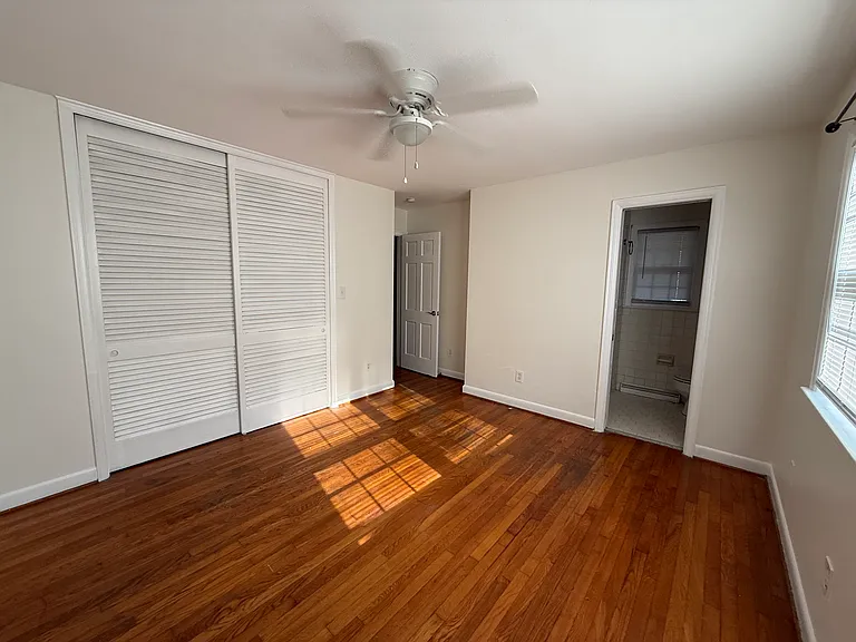 880 Catalina Dr — Photo 5
