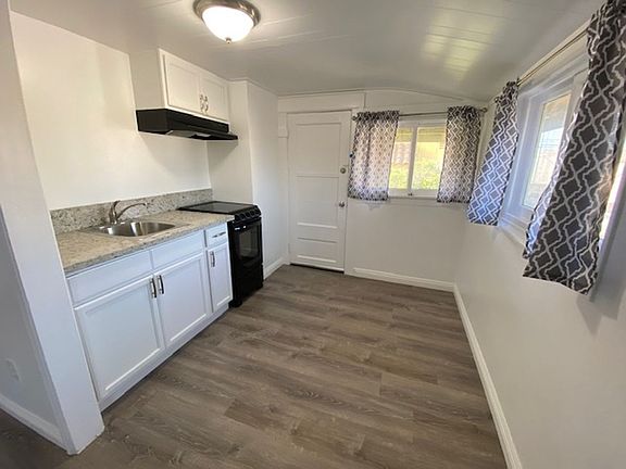 5th image of 1350 E Hellman St APT 5